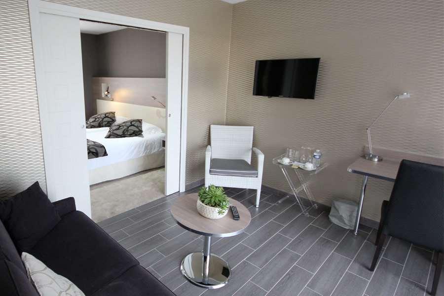 Logis Auberge Bienvenue Doué-la-Fontaine Værelse billede