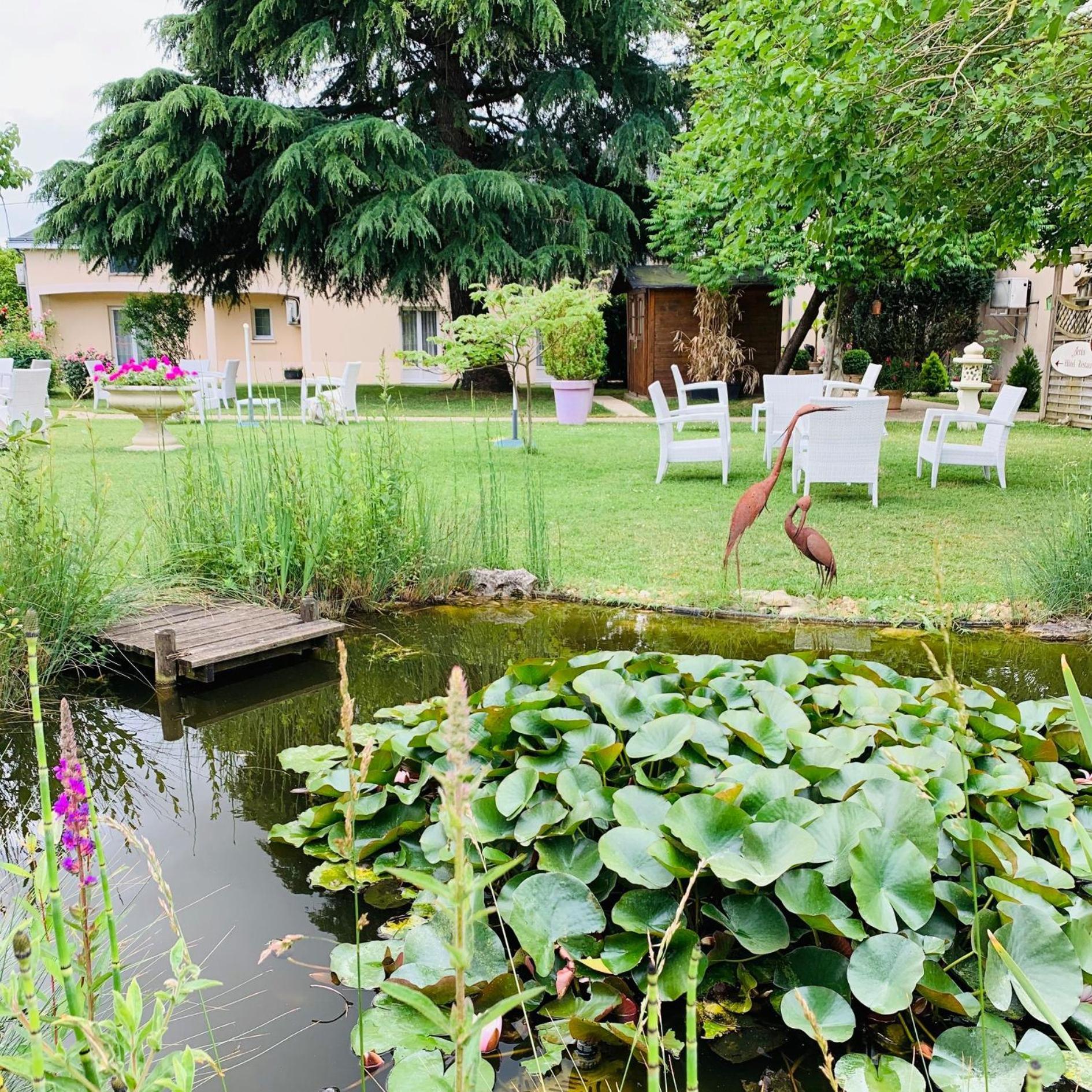 Logis Auberge Bienvenue Doué-la-Fontaine Eksteriør billede