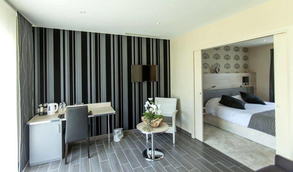 Logis Auberge Bienvenue Doué-la-Fontaine Eksteriør billede