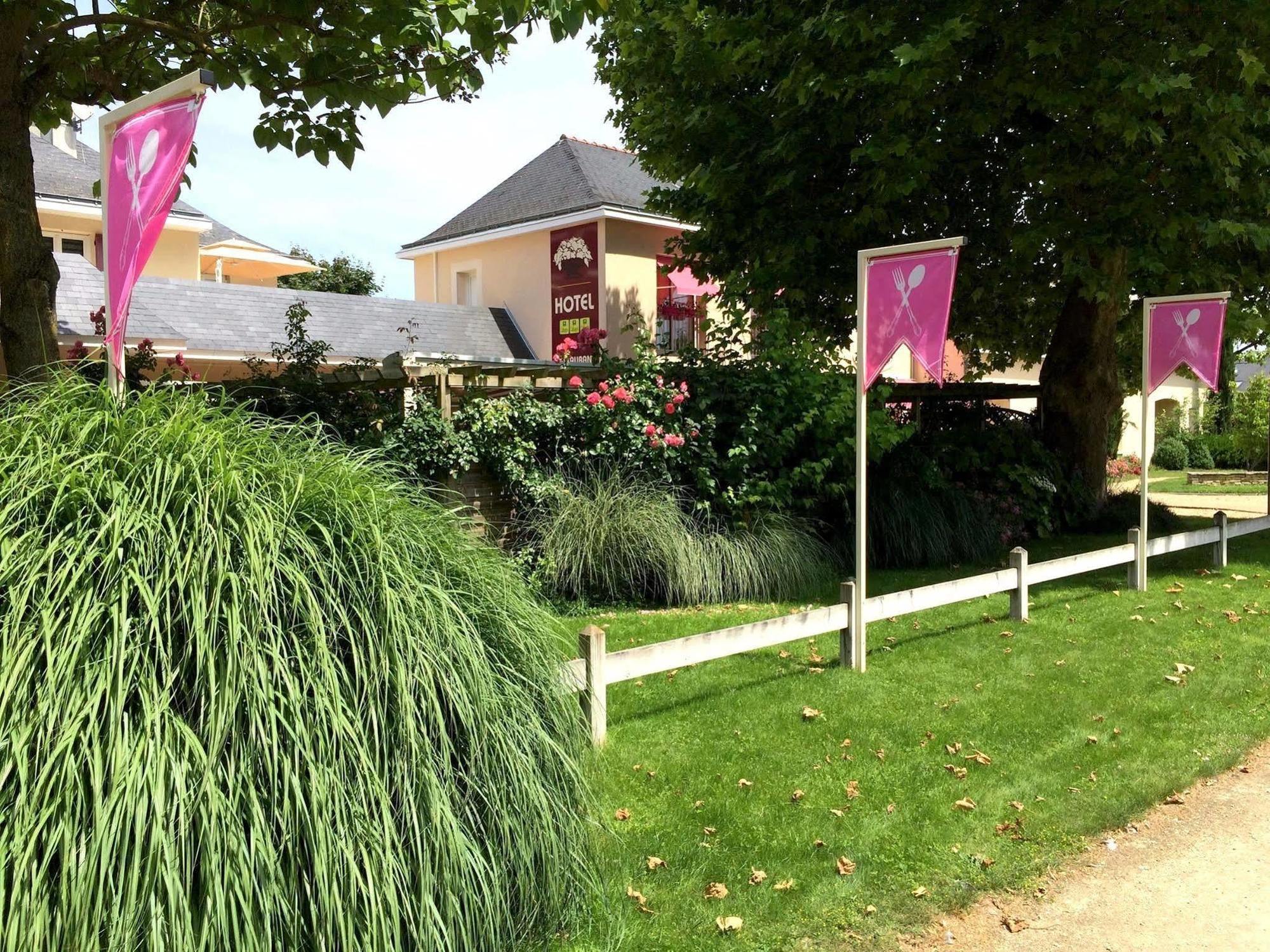 Logis Auberge Bienvenue Doué-la-Fontaine Eksteriør billede