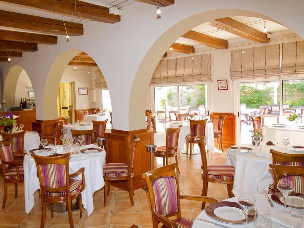 Logis Auberge Bienvenue Doué-la-Fontaine Eksteriør billede