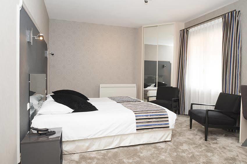 Logis Auberge Bienvenue Doué-la-Fontaine Eksteriør billede